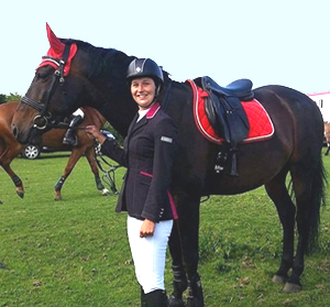 Lucy hewlett with her horse